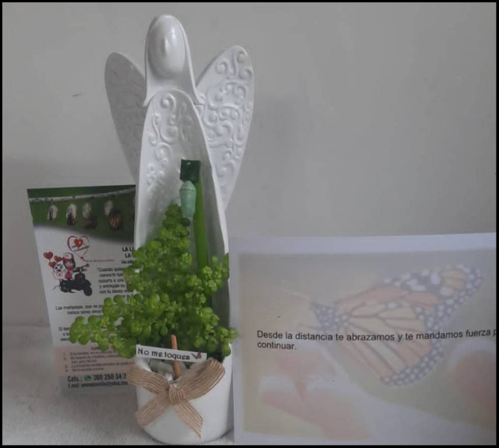 Detalles para condolencias: Crisálida, eterno recuerdo.
