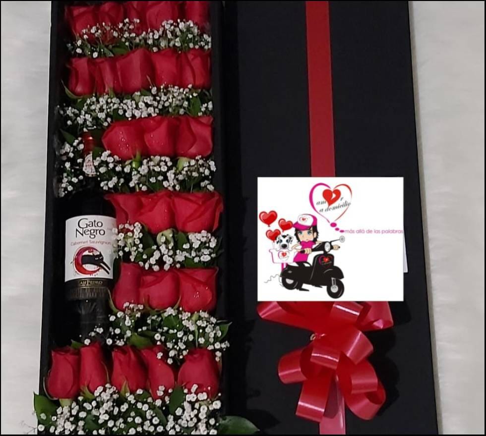 Caja de rosas ecos de amor.